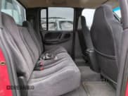 ✅ 2000 Dodge Dakota Sport • VIN: 1B7GG2AN1YS698330 • Lot: 43541235. Wystawiony na Copart z przebiegiem 160 505 mil. Bezpłatny archiwum sprzedaży aukcyjnych z USA i szczegółowy raport historii pojazdu na DreamBid. Zdjęcie 11.