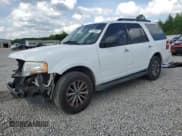 ✅ 2015 Ford Expedition XLT • VIN: 1FMJU1HT7FEF04520 • Lot: 53449065. Wystawiony na Copart z przebiegiem 168 276 mil. Bezpłatny archiwum sprzedaży aukcyjnych z USA i szczegółowy raport historii pojazdu na DreamBid. Zdjęcie 1.