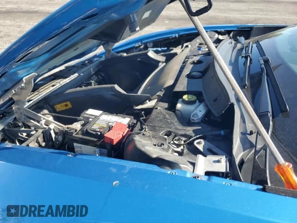 ✅ 2015 BMW i8 • VIN: WBY2Z2C5XFV674278 • Lot: 70446315. Wystawiony na Copart z przebiegiem 51 198 mil. Bezpłatny archiwum sprzedaży aukcyjnych z USA i szczegółowy raport historii pojazdu na DreamBid. Zdjęcie 11.