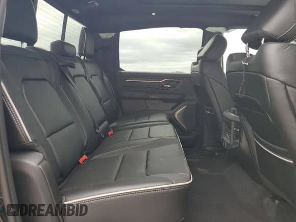 ✅ 2025 Ram 1500 Limited • VIN: 1C6SRFHP7SN697831 • Lot: 61685585. Wystawiony na Copart z przebiegiem 147 mil. Bezpłatny archiwum sprzedaży aukcyjnych z USA i szczegółowy raport historii pojazdu na DreamBid. Zdjęcie 10.