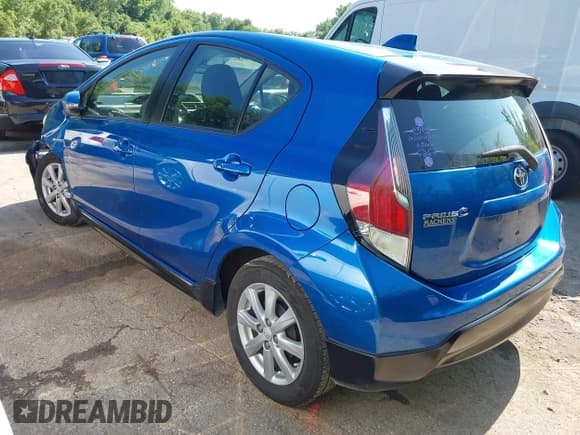 ✅ 2017 Toyota Prius One • VIN: JTDKDTB3XH1597119 • Лот: 42538282. Опубликован ранее на IAAI с пробегом 238 274 миль. Бесплатный доступ к архиву аукционных продаж из США и подробный отчёт об истории автомобиля на DreamBid. Изображение 3.