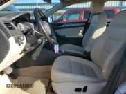 ✅ 2014 Volkswagen Jetta TDI • VIN: 3VWLL7AJXEM404509 • Lot: 84551675. Wystawiony na Copart z przebiegiem 84 680 mil. Bezpłatny archiwum sprzedaży aukcyjnych z USA i szczegółowy raport historii pojazdu na DreamBid. Zdjęcie 7.