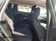 ✅ 2017 Jeep Cherokee Latitude • VIN: 1C4PJLCBXHW644477 • Lot: 86299595. Wystawiony na Copart z przebiegiem 123 838 mil. Bezpłatny archiwum sprzedaży aukcyjnych z USA i szczegółowy raport historii pojazdu na DreamBid. Zdjęcie 11.