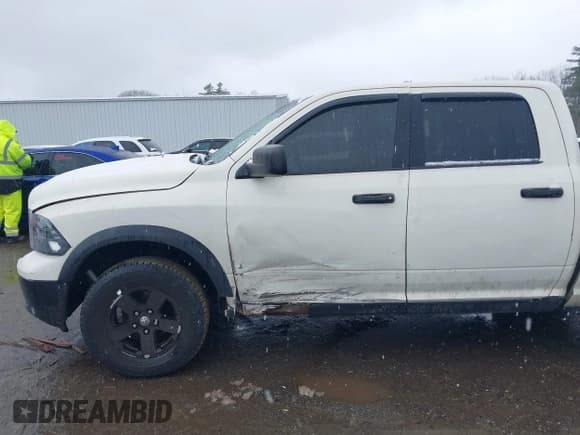 ✅ 2009 Dodge 1500 SLT • VIN: 1D3HV13P59S757293 • Lot: 41952020. Wystawiony na IAAI z przebiegiem 156 899 mil. Bezpłatny archiwum sprzedaży aukcyjnych z USA i szczegółowy raport historii pojazdu na DreamBid. Zdjęcie 6.