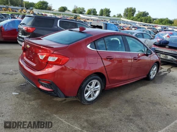✅ 2017 Chevrolet Cruze LT • VIN: 1G1BE5SM1H7146782 • Lot: 65485514. Listed on Copart with 41,889 mi. Free auction sales archive from the USA and detailed vehicle history report at DreamBid. Image 3.