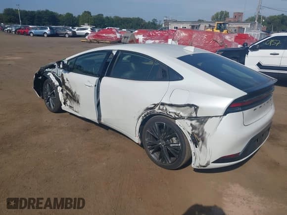 ✅ 2024 Toyota Prius LE • VIN: JTDADABU6R3015760 • Лот: 43278089. Опубликован ранее на IAAI с пробегом 6 628 миль. Бесплатный доступ к архиву аукционных продаж из США и подробный отчёт об истории автомобиля на DreamBid. Изображение 17.