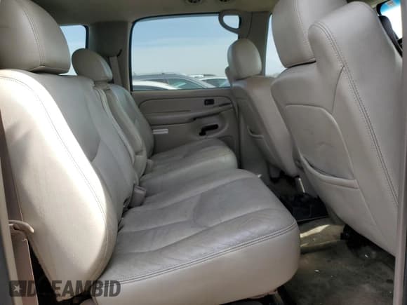 ✅ 2004 Chevrolet Suburban Z71 • VIN: 3GNFK16Z84G207955 • Лот: 54814885. Опубликован ранее на Copart с пробегом 214 872 миль. Бесплатный доступ к архиву аукционных продаж из США и подробный отчёт об истории автомобиля на DreamBid. Изображение 11.