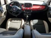 ✅ 2016 FIAT 500X Lounge • VIN: ZFBCFXDT2GP395392 • Лот: 87272485. Опубликован ранее на Copart с пробегом 74 902 миль. Бесплатный доступ к архиву аукционных продаж из США и подробный отчёт об истории автомобиля на DreamBid. Изображение 8.