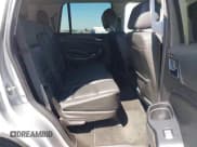 ✅ 2018 Chevrolet Tahoe LT • VIN: 1GNSKBKC9JR290670 • Lot: 42609700. Wystawiony na IAAI z przebiegiem 133 490 mil. Bezpłatny archiwum sprzedaży aukcyjnych z USA i szczegółowy raport historii pojazdu na DreamBid. Zdjęcie 8.