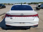 ✅ 2022 Hyundai Elantra SEL • VIN: 5NPLN4AG8NH075850 • Lot: 84373155. Listed on Copart with 31,165 mi. Free auction sales archive from the USA and detailed vehicle history report at DreamBid. Image 6.