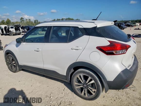 ✅ 2020 Nissan Kicks SV • VIN: 3N1CP5CV9LL552538 • Лот: 85382185. Опубликован ранее на Copart с пробегом 69 069 миль. Бесплатный доступ к архиву аукционных продаж из США и подробный отчёт об истории автомобиля на DreamBid. Изображение 2.