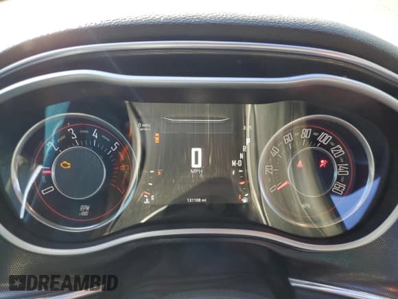 ✅ 2015 Dodge Challenger R/T Plus • VIN: 2C3CDZBT1FH906048 • Lot: 90333255. Wystawiony na Copart z przebiegiem 131 108 mil. Bezpłatny archiwum sprzedaży aukcyjnych z USA i szczegółowy raport historii pojazdu na DreamBid. Zdjęcie 9.