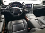 ✅ 2017 Chevrolet Suburban Premier • VIN: 1GNSKJKCXHR293937 • Lot: 73501094. Wystawiony na Copart z przebiegiem 76 240 mil. Bezpłatny archiwum sprzedaży aukcyjnych z USA i szczegółowy raport historii pojazdu na DreamBid. Zdjęcie 8.