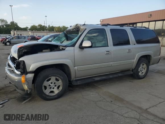 ✅ 2005 Chevrolet Suburban LT • VIN: 1GNFK16Z35J194533 • Lot: 48653215. Wystawiony na Copart z przebiegiem Nie podano. Bezpłatny archiwum sprzedaży aukcyjnych z USA i szczegółowy raport historii pojazdu na DreamBid. Zdjęcie 1.