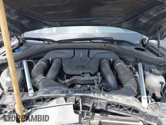 ✅ 2022 Genesis GV70 Sport • VIN: KMUMCDTC8NU073409 • Lot: 42165056. Wystawiony na IAAI z przebiegiem 78 392 mil. Bezpłatny archiwum sprzedaży aukcyjnych z USA i szczegółowy raport historii pojazdu na DreamBid. Zdjęcie 10.