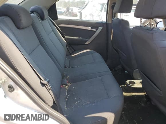 ✅ 2010 Chevrolet Aveo 1LT • VIN: KL1TD5DE6AB073925 • Lot: 46293655. Wystawiony na Copart z przebiegiem Nie podano. Bezpłatny archiwum sprzedaży aukcyjnych z USA i szczegółowy raport historii pojazdu na DreamBid. Zdjęcie 11.