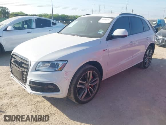✅ 2016 Audi SQ5 Premium Plus • VIN: WA1CCAFP5GA018412 • Лот: 43202769. Опубликован ранее на IAAI с пробегом 101 844 миль. Бесплатный доступ к архиву аукционных продаж из США и подробный отчёт об истории автомобиля на DreamBid. Изображение 18.