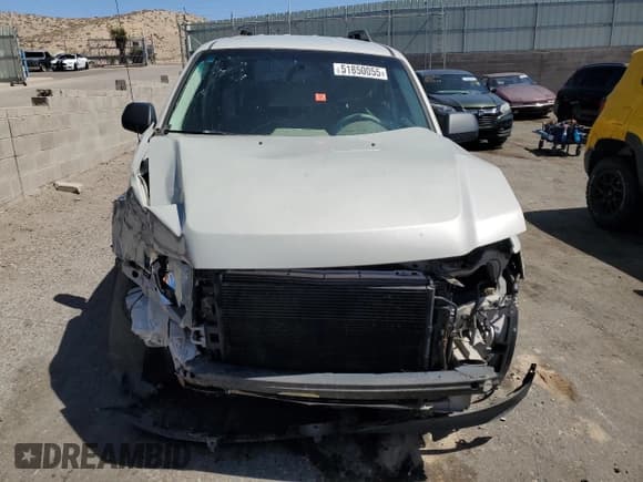 ✅ 2008 Ford Escape XLS • VIN: 1FMCU02Z08KD91921 • Lot: 51850055. Listed on Copart with 122,016 mi. Free auction sales archive from the USA and detailed vehicle history report at DreamBid. Image 5.