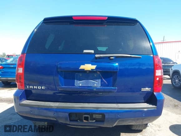 2012 Chevrolet Tahoe LT z VIN 1GNSCBE03CR170946, wystawiony jako IAAI lot #43513512 z przebiegiem 82 359 mil mil oraz . Historia ofert i sprzedaży dostępna na DreamBid. Obrazek 17.