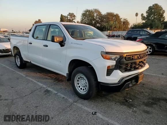 ✅ 2022 Chevrolet Silverado 1500 Work Truck • VIN: 1GCPAAEK2NZ529013 • Lot: 80118443. Wystawiony na Copart z przebiegiem 22 608 mil. Bezpłatny archiwum sprzedaży aukcyjnych z USA i szczegółowy raport historii pojazdu na DreamBid. Zdjęcie 11.