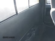 ✅ 2001 Chevrolet S-10 LS ZR2 • VIN: 1GCCT19W618134483 • Лот: 41630814. Опубликован ранее на IAAI с пробегом Не указан. Бесплатный доступ к архиву аукционных продаж из США и подробный отчёт об истории автомобиля на DreamBid. Изображение 8.