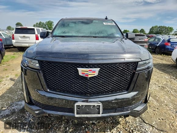 ✅ 2023 Cadillac Escalade ESV 4WD Sport • VIN: 1GYS4NKL1PR270193 • Lot: 65211265. Listed on Copart with 136,036 mi. Free auction sales archive from the USA and detailed vehicle history report at DreamBid. Image 5.