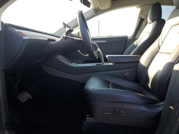 ✅ 2023 Tesla Model Y Long Range • VIN: 7SAYGDEE4PF620455 • Лот: 92090655. Опубликован ранее на Copart с пробегом 47 846 миль. Бесплатный доступ к архиву аукционных продаж из США и подробный отчёт об истории автомобиля на DreamBid. Изображение 7.