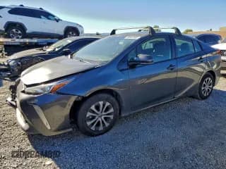 ✅ 2020 Toyota Prius LE • VIN: JTDL9RFUXL3013942 • Lot: 95997585. Wystawiony na Copart z przebiegiem 71 839 mil. Bezpłatny archiwum sprzedaży aukcyjnych z USA i szczegółowy raport historii pojazdu na DreamBid. Zdjęcie 1.