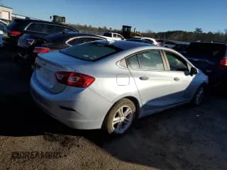 ✅ 2017 Chevrolet Cruze LT • VIN: 1G1BE5SMXH7179960 • Lot: 40451553. Listed on Copart with 112,200 mi. Free auction sales archive from the USA and detailed vehicle history report at DreamBid. Image 3.