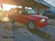 ✅ 2002 Chevrolet Blazer LS • VIN: 1GNDT13W22K205977 • Lot: 94338335. Listed on Copart with 192,024 mi. Free auction sales archive from the USA and detailed vehicle history report at DreamBid. Image 4.