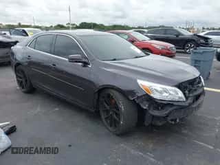 2015 Chevrolet Malibu LT z VIN 1G11C5SL2FF195016, wystawiony jako IAAI lot #43151114 z przebiegiem 115 934 mil mil oraz . Historia ofert i sprzedaży dostępna na DreamBid. Obrazek 1.