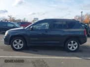 ✅ 2014 Jeep Compass Latitude • VIN: 1C4NJDEB5ED788746 • Lot: 43545418. Wystawiony na IAAI z przebiegiem 154 074 mil. Bezpłatny archiwum sprzedaży aukcyjnych z USA i szczegółowy raport historii pojazdu na DreamBid. Zdjęcie 14.