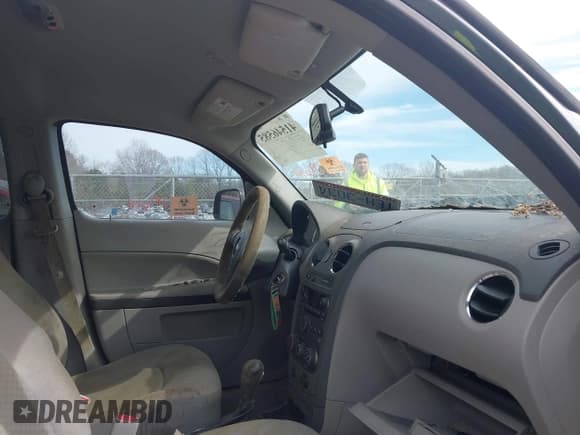 ✅ 2010 Chevrolet HHR LS • VIN: 3GNBAADB5AS579785 • Lot: 41546585. Listed on IAAI with Not provided. Free auction sales archive from the USA and detailed vehicle history report at DreamBid. Image 5.