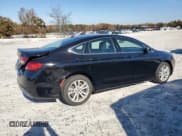 ✅ 2015 Chrysler 200 Limited • VIN: 1C3CCCAB4FN744805 • Lot: 92189045. Wystawiony na Copart z przebiegiem 145 789 mil. Bezpłatny archiwum sprzedaży aukcyjnych z USA i szczegółowy raport historii pojazdu na DreamBid. Zdjęcie 3.
