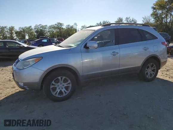 ✅ 2010 Hyundai Veracruz Limited • VIN: KM8NU4CC7AU117765 • Lot: 86216055. Listed on Copart with 189,562 mi. Free auction sales archive from the USA and detailed vehicle history report at DreamBid. Image 1.