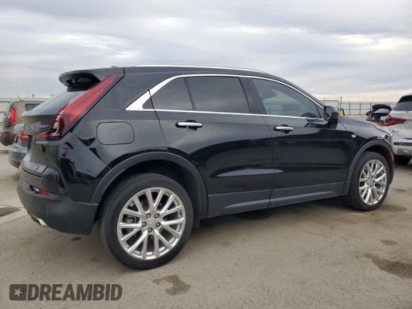 ✅ 2022 Cadillac XT4 FWD Luxury • VIN: 1GYAZAR42NF120533 • Lot: 43794025. Listed on Copart with 54,862 mi. Free auction sales archive from the USA and detailed vehicle history report at DreamBid. Image 3.