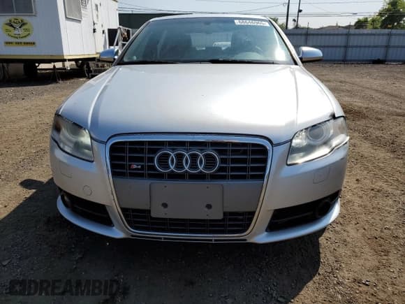 ✅ 2006 Audi S4 • VIN: WAUGL78E56A124232 • Lot: 68646965. Wystawiony na Copart z przebiegiem 155 242 mil. Bezpłatny archiwum sprzedaży aukcyjnych z USA i szczegółowy raport historii pojazdu na DreamBid. Zdjęcie 5.