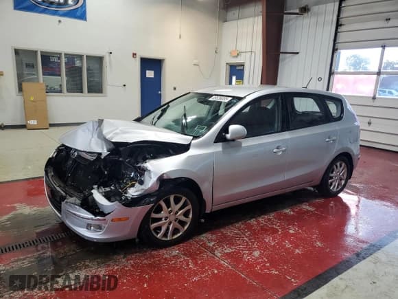 ✅ 2009 Hyundai Elantra Touring • VIN: KMHDC86E59U038805 • Lot: 89536035. Listed on Copart with 95,700 mi. Free auction sales archive from the USA and detailed vehicle history report at DreamBid. Image 1.