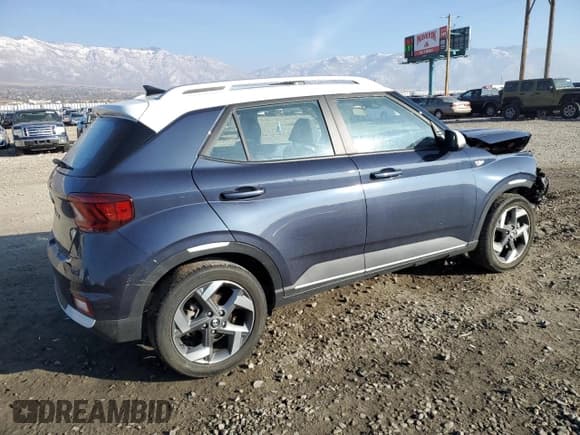 ✅ 2021 Hyundai Venue SEL • VIN: KMHRC8A32MU115859 • Lot: 83641254. Listed on Copart with 31,048 mi. Free auction sales archive from the USA and detailed vehicle history report at DreamBid. Image 3.