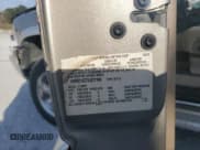 ✅ 2002 Chevrolet Suburban LT • VIN: 1GNEC16Z72J277760 • Лот: 79686394. Опубликован ранее на Copart с пробегом 295 660 миль. Бесплатный доступ к архиву аукционных продаж из США и подробный отчёт об истории автомобиля на DreamBid. Изображение 15.