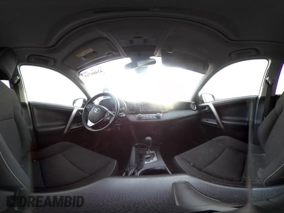 ✅ 2018 Toyota RAV4 XLE • VIN: JTMRFREV5JJ241482 • Лот: 43486718. Опубликован ранее на IAAI с пробегом 34 423 миль. Бесплатный доступ к архиву аукционных продаж из США и подробный отчёт об истории автомобиля на DreamBid. Изображение 19.