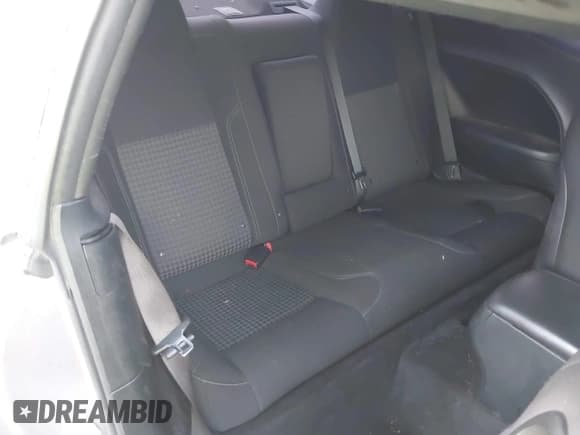 ✅ 2017 Dodge Challenger SXT • VIN: 2C3CDZAG1HH550336 • Lot: 43372442. Wystawiony na IAAI z przebiegiem 152 098 mil. Bezpłatny archiwum sprzedaży aukcyjnych z USA i szczegółowy raport historii pojazdu na DreamBid. Zdjęcie 8.