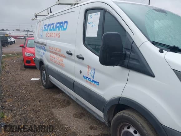 ✅ 2015 Ford Transit Cargo • VIN: 1FTNE1YM6FKA84830 • Лот: 41635007. Опубликован ранее на IAAI с пробегом 192 886 миль. Бесплатный доступ к архиву аукционных продаж из США и подробный отчёт об истории автомобиля на DreamBid. Изображение 14.