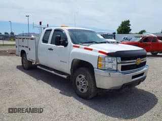 ✅ 2013 Chevrolet Silverado 2500HD • VIN: 1GB2KVCG3DZ319164 • Lot: 42796361. Wystawiony na IAAI z przebiegiem 267 872 mil. Bezpłatny archiwum sprzedaży aukcyjnych z USA i szczegółowy raport historii pojazdu na DreamBid. Zdjęcie 1.