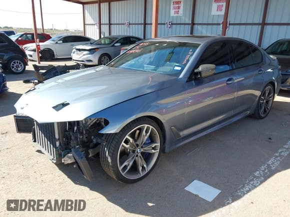 ✅ 2020 BMW 5 Series M550i xDrive • VIN: WBAJS7C09LBN96511 • Лот: 43593123. Опубликован ранее на IAAI с пробегом 63 648 миль. Бесплатный доступ к архиву аукционных продаж из США и подробный отчёт об истории автомобиля на DreamBid. Изображение 23.