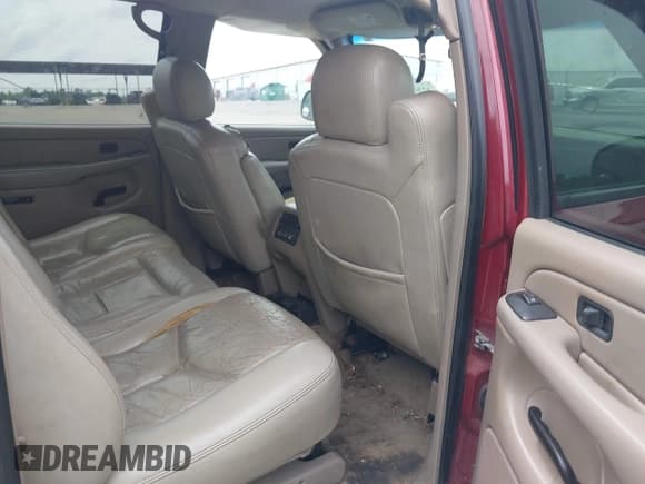 ✅ 2006 Chevrolet Suburban LS 1WT • VIN: 1GNEC16Z66J134160 • Lot: 42366868. Listed on IAAI with 278,216 mi. Free auction sales archive from the USA and detailed vehicle history report at DreamBid. Image 8.
