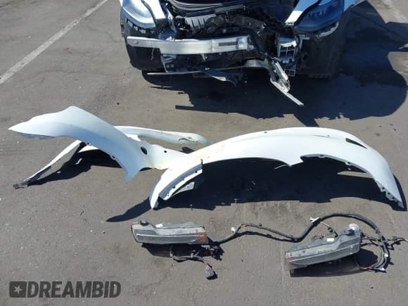 ✅ 2022 Tesla Model 3 Long Range • VIN: 5YJ3E1EB8NF228951 • Lot: 42283225. Wystawiony na IAAI z przebiegiem 74 460 mil. Bezpłatny archiwum sprzedaży aukcyjnych z USA i szczegółowy raport historii pojazdu na DreamBid. Zdjęcie 12.