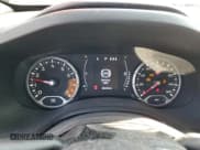 ✅ 2019 Jeep Renegade Sport • VIN: ZACNJAAB7KPK51360 • Lot: 71796865. Wystawiony na Copart z przebiegiem 36 440 mil. Bezpłatny archiwum sprzedaży aukcyjnych z USA i szczegółowy raport historii pojazdu na DreamBid. Zdjęcie 9.