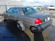 ✅ 1999 Ford Crown Victoria Police • VIN: 2FAFP71W9XX187581 • Лот: 41522223. Опубликован ранее на IAAI с пробегом 94 889 миль. Бесплатный доступ к архиву аукционных продаж из США и подробный отчёт об истории автомобиля на DreamBid. Изображение 3.