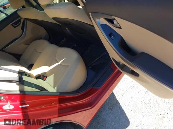 ✅ 2012 Hyundai Elantra GLS • VIN: KMHDH4AE3CU252278 • Лот: 43597351. Опубликован ранее на IAAI с пробегом 219 158 миль. Бесплатный доступ к архиву аукционных продаж из США и подробный отчёт об истории автомобиля на DreamBid. Изображение 8.